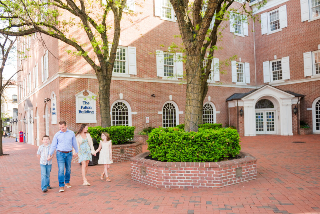 Downtown Lancaster Family Session with Miranda Eorio Photography | Lancaster, Pa City Session | Downtoan Lancaster, Pennsylvania